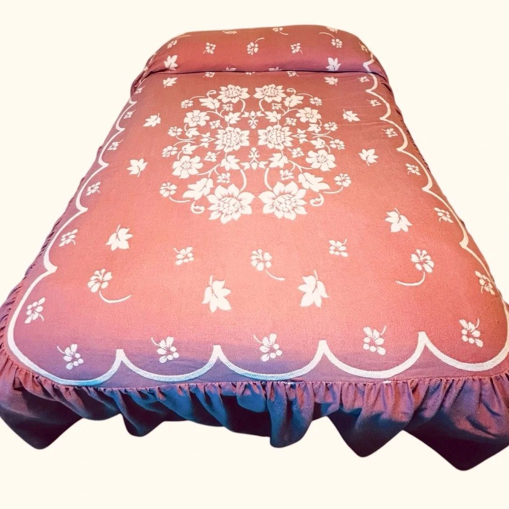Vintage Tapestry Style Queen Bedspread Rose Colored White Floral Pattern